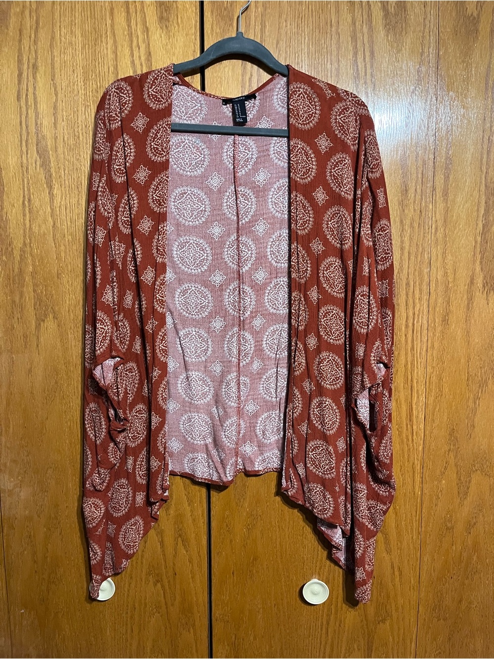 Open-Front Rust Printed Kimono - Picture 2 of 3